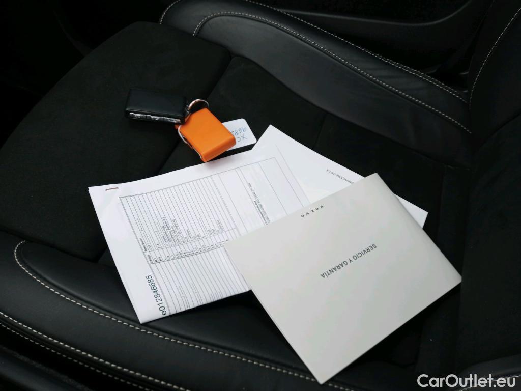  Volvo  XC 40 VOLVO XC40 / 2017 / 5P / todoterreno 1.5 T5 Twin Recharge R-Design Auto #22