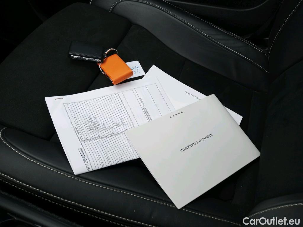  Volvo  XC 40 VOLVO XC40 / 2017 / 5P / todoterreno 1.5 T5 Twin Recharge R-Design Auto #23