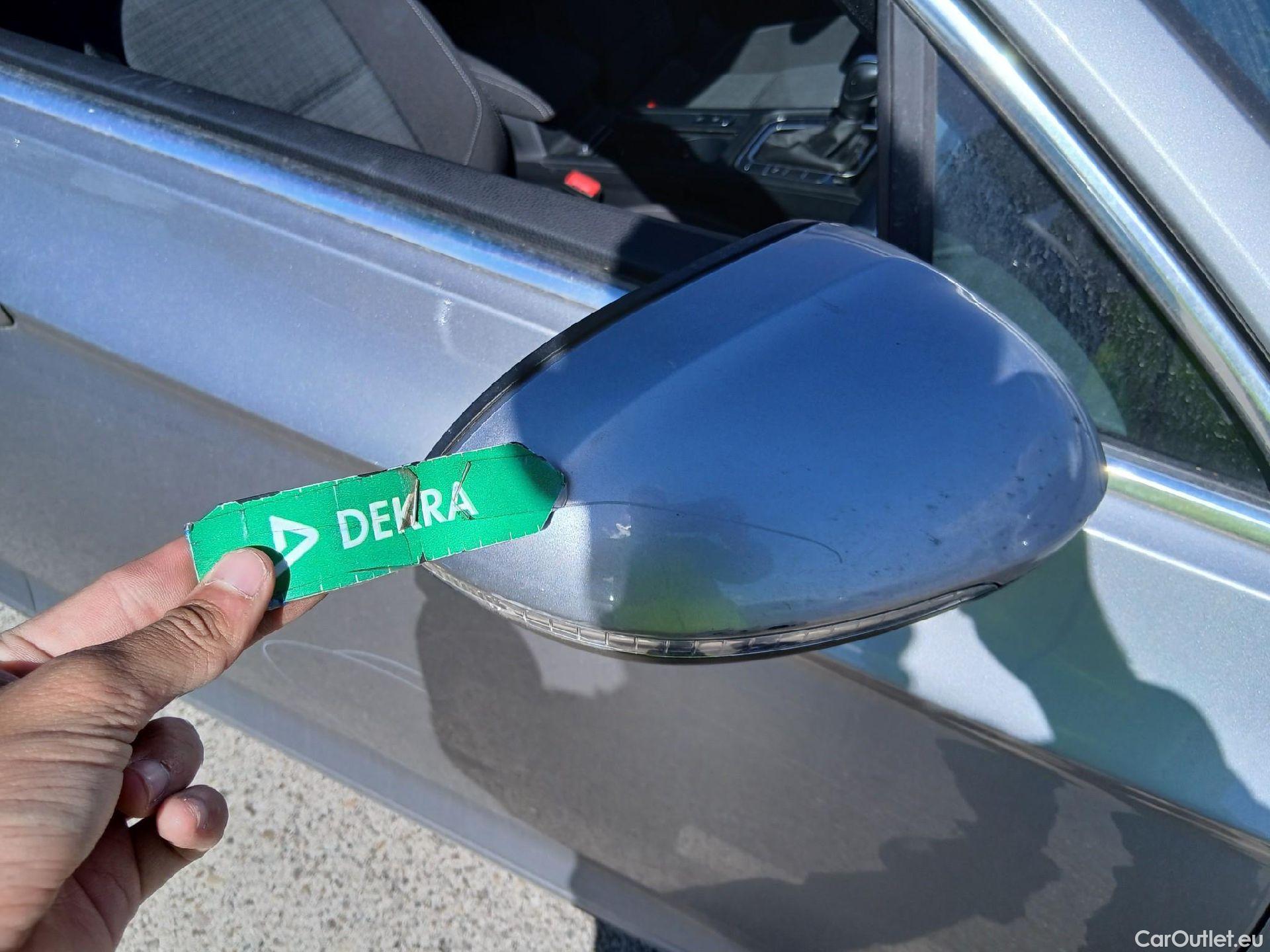  Volkswagen  Passat VOLKSWAGEN  / 2019 / 5P / familiar Variant Executive 2.0 TDI 110kW DSG #37