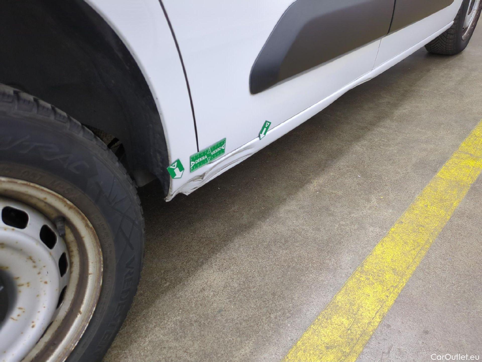  Citroen  Berlingo  Fourgon Club M 650 1.5 BlueHDi 75CV BVM5 E6dT #13