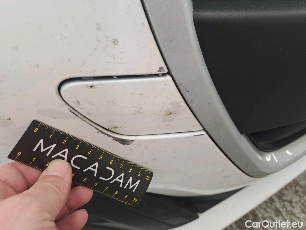  Peugeot  208  Affaire Premium 1.6 HDi 75CV BVM5 E6 #16