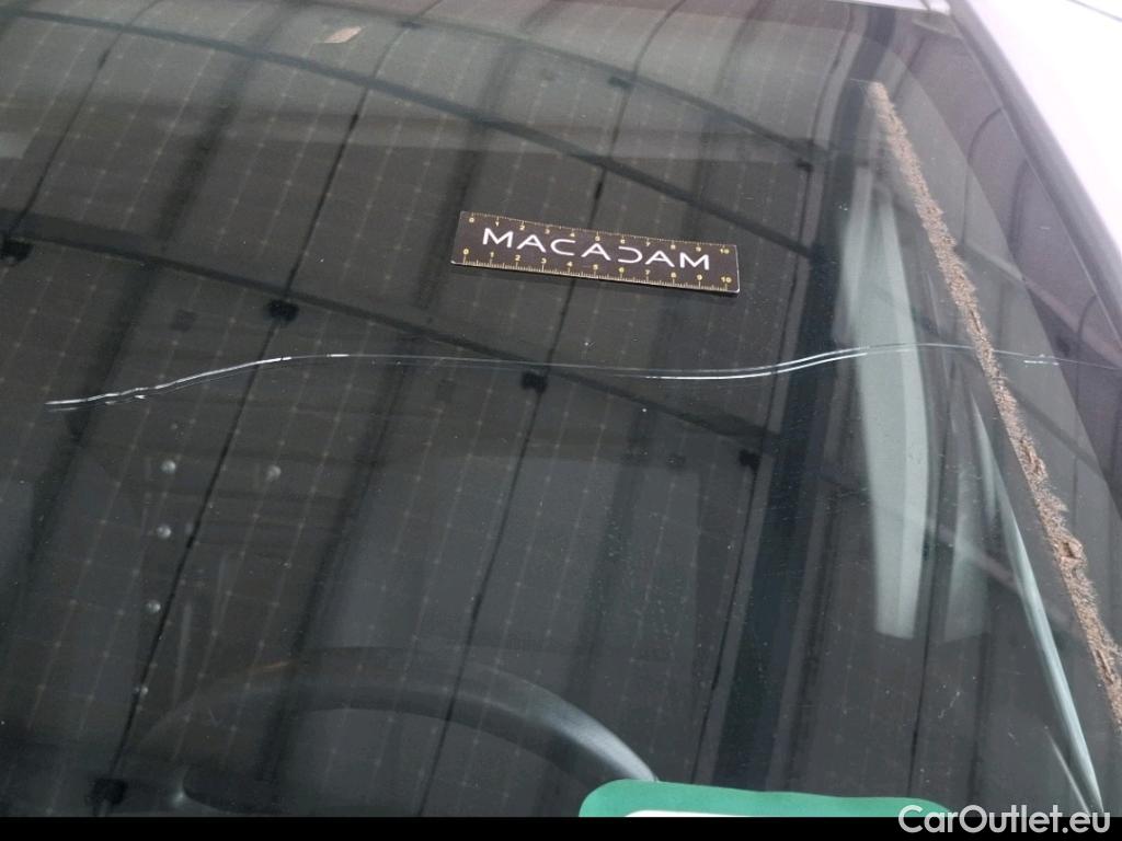  Citroen  Berlingo CITROEN  Van / 2018 / 4P / Fourgonnette Taille M 650kg PureTech 110 S&S BVM #37