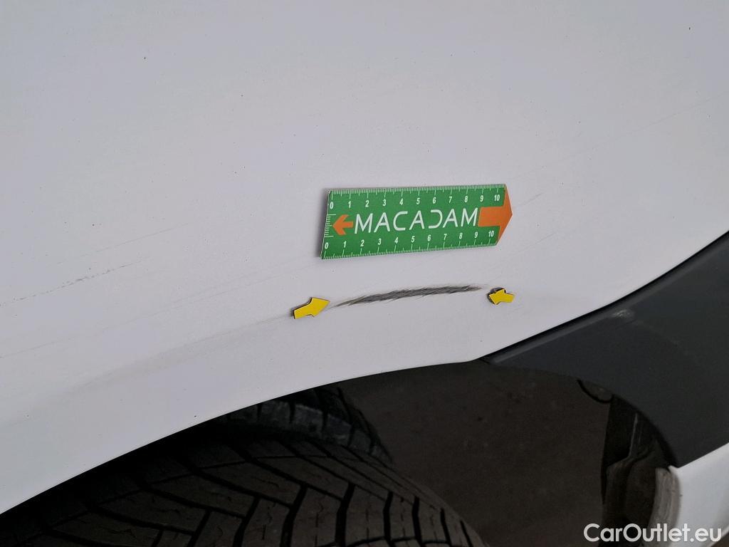  Mercedes  Sprinter MERCEDES-BENZ  / 2018 / 4P / Fourgon tôlé 516 CDI Emp 3665 3.5T #4