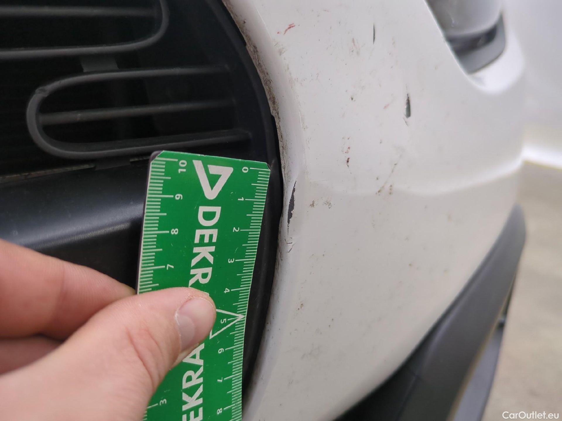  Citroen  C3 CITROEN  Société / 2020 / 5P / Berline PureTech 83 S&S BVM Feel #24