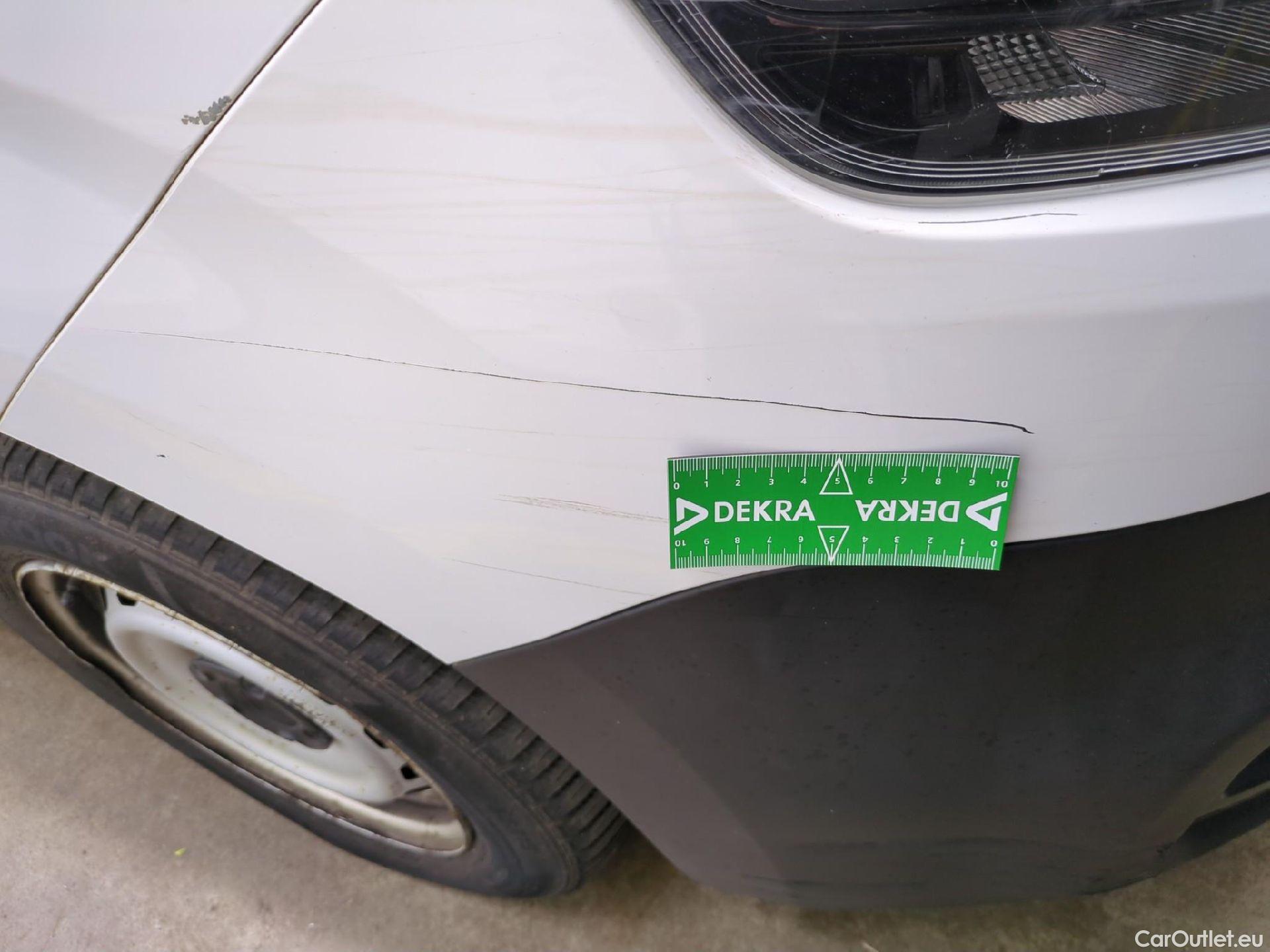  Citroen  Berlingo  Fourgon Club M 650 1.5 BlueHDi 100CV BVM6 E6d #38