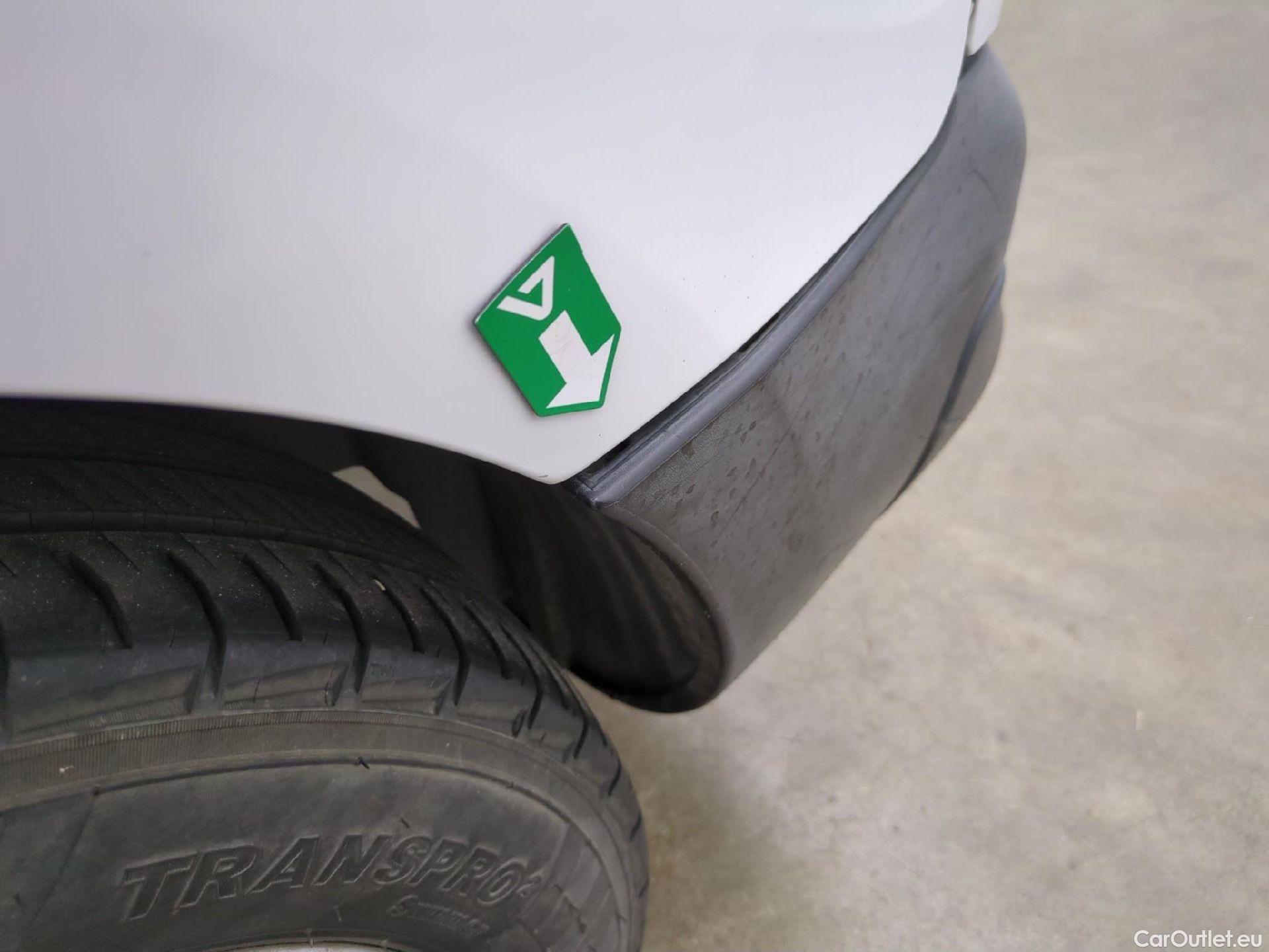  Citroen  Berlingo  Fourgon Club L1 (Court) 1.6 BlueHDi 75CV BVM5 E6 #24