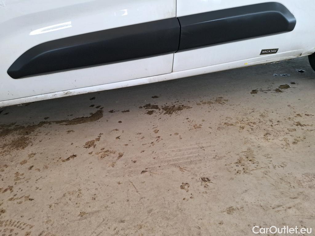  Citroen  Berlingo  Fourgon Club M 650 1.2 PureTech 110CV BVM6 E6d #3