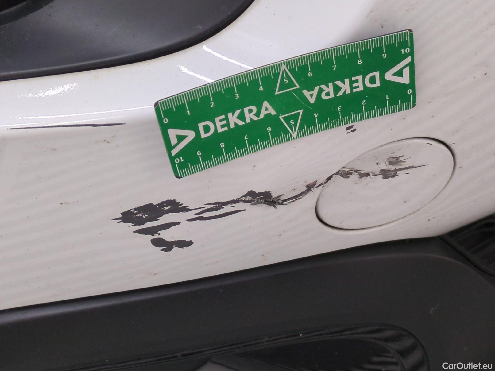  Citroen  C3 CITROEN  Société / 2020 / 5P / Berline PureTech 83 S&S BVM Feel #21