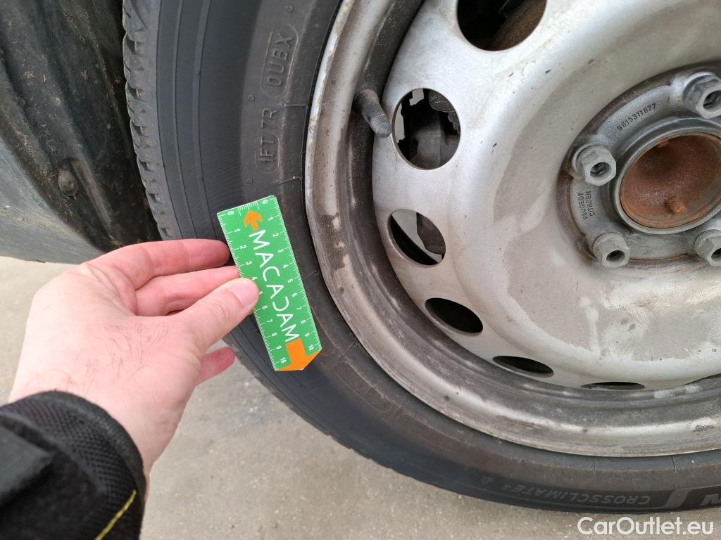  Citroen  Berlingo  Fourgon Club M 1000 1.5 BlueHDi 130CV BVA8 E6dT #29