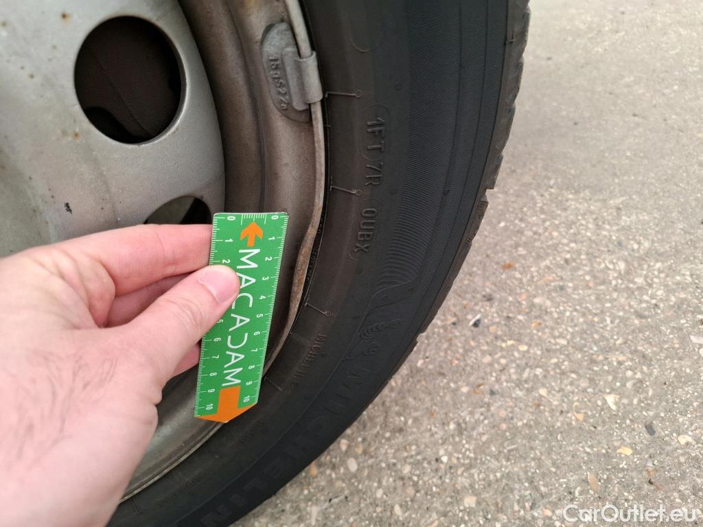  Citroen  Berlingo  Fourgon Club M 1000 1.5 BlueHDi 130CV BVA8 E6dT #32