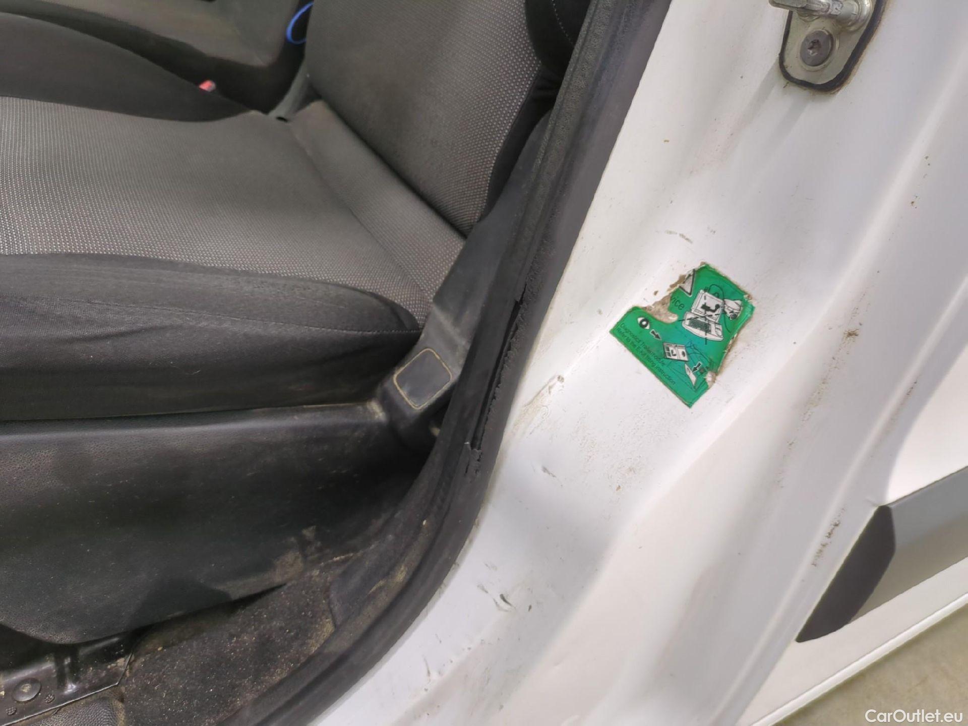  Citroen  Berlingo  Fourgon Club L1 (Court) 1.6 BlueHDi 75CV BVM5 E6 #2