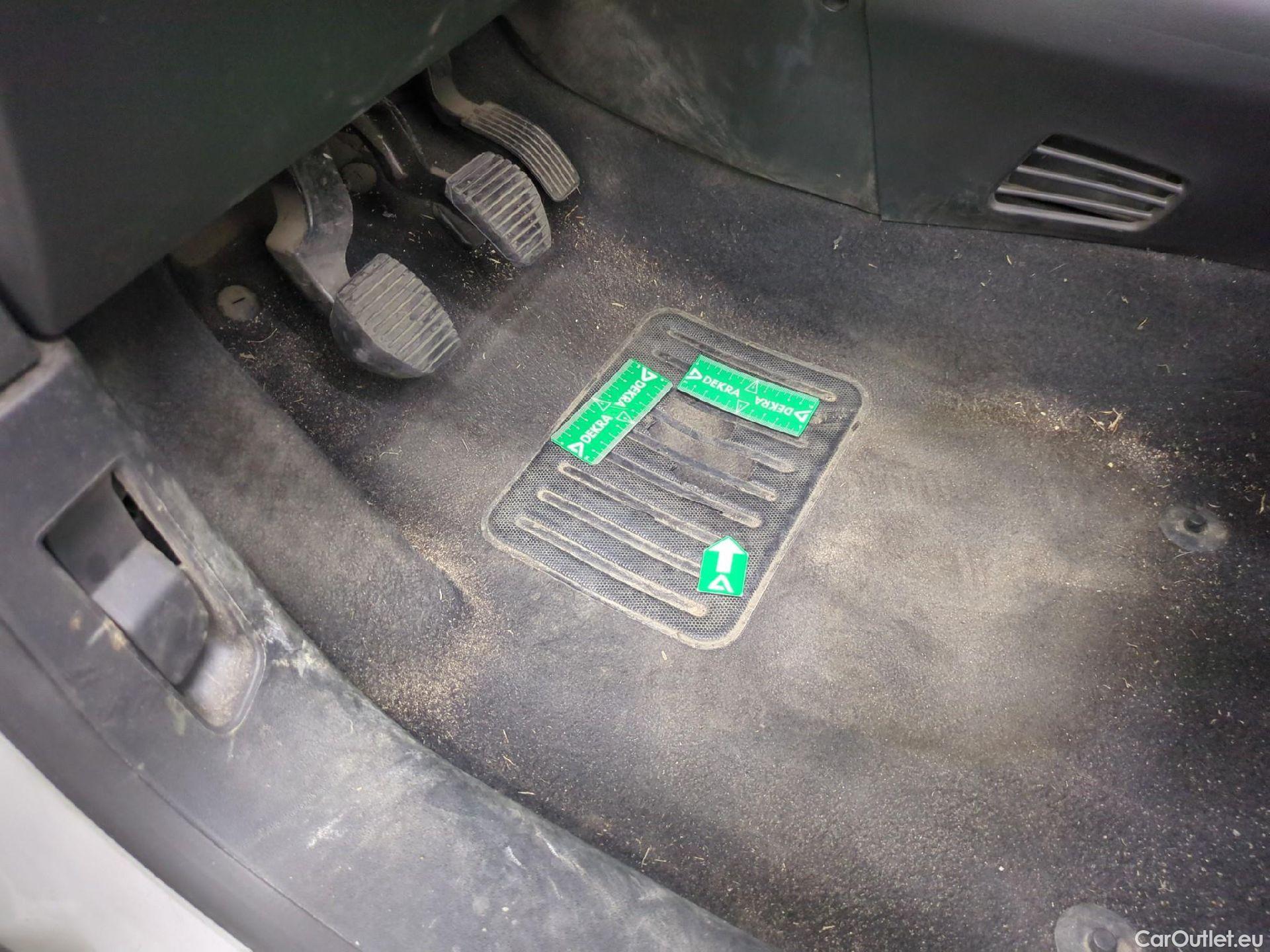  Citroen  C3 CITROEN  Société / 2020 / 5P / Berline PureTech 83 S&S BVM Feel #3