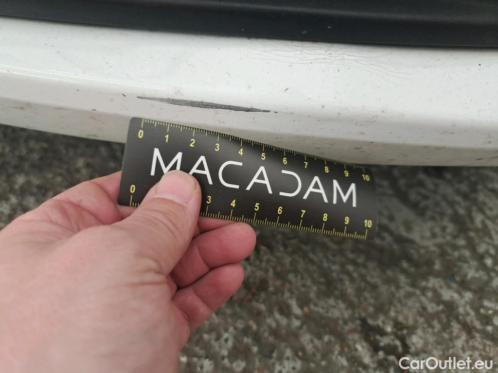  Peugeot  208  Affaire Premium 1.6 HDi 75CV BVM5 E6 #12