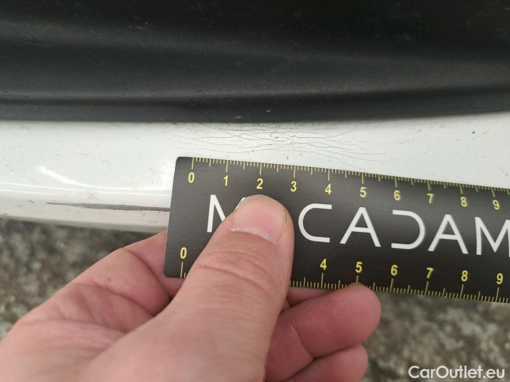  Peugeot  208  Affaire Premium 1.6 HDi 75CV BVM5 E6 #13