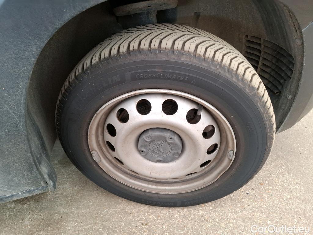  Citroen  Berlingo  Fourgon Club M 1000 1.5 BlueHDi 130CV BVA8 E6dT #31