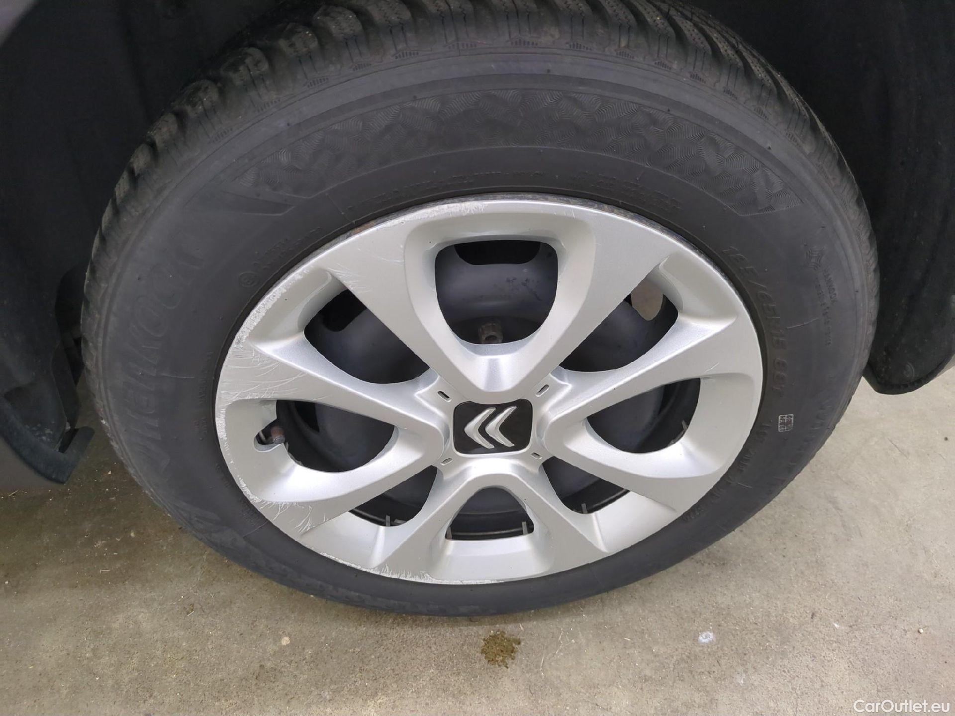  Citroen  C3 CITROEN  Société / 2020 / 5P / Berline PureTech 83 S&S BVM Feel #19