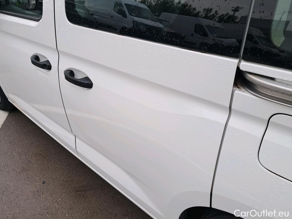  Volkswagen  Caddy VOLKSWAGEN  Kombi 2.0 TDI 75kW (102CV) #9