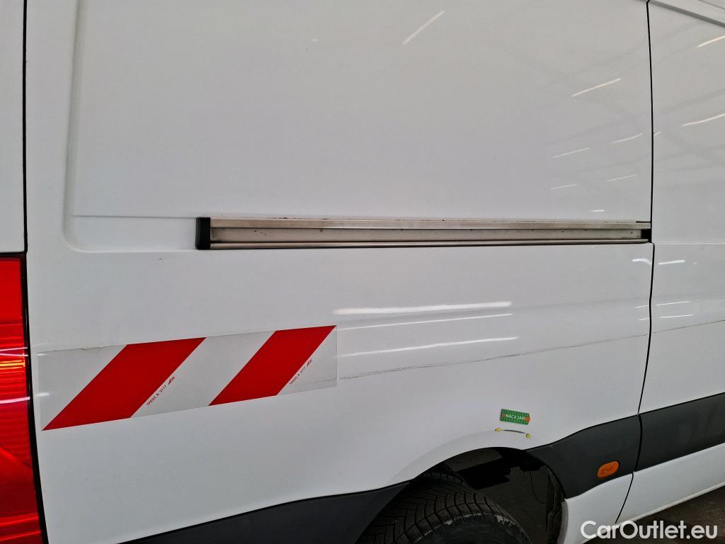 Mercedes  Sprinter MERCEDES-BENZ  / 2018 / 4P / Fourgon tôlé 516 CDI Emp 3665 3.5T #3