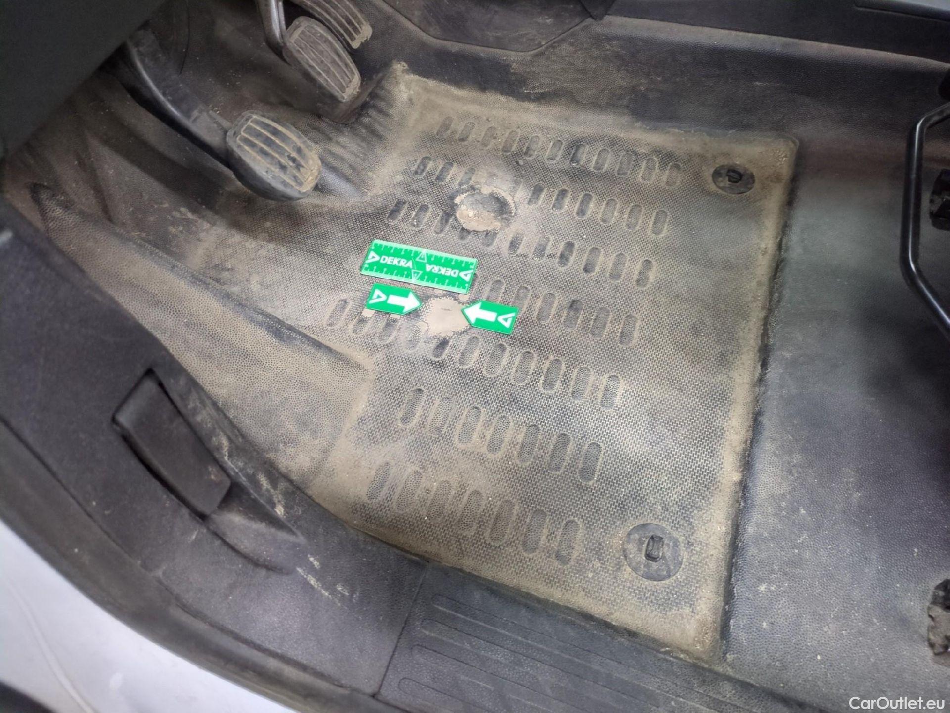  Citroen  Berlingo  Fourgon Club M 650 1.5 BlueHDi 75CV BVM5 E6dT #3