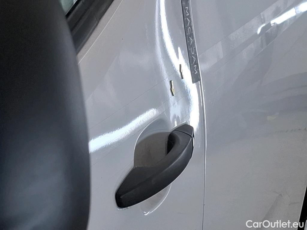  Citroen  Berlingo CITROEN  Van / 2018 / 4P / Fourgonnette Taille M 650kg PureTech 110 S&S BVM #28