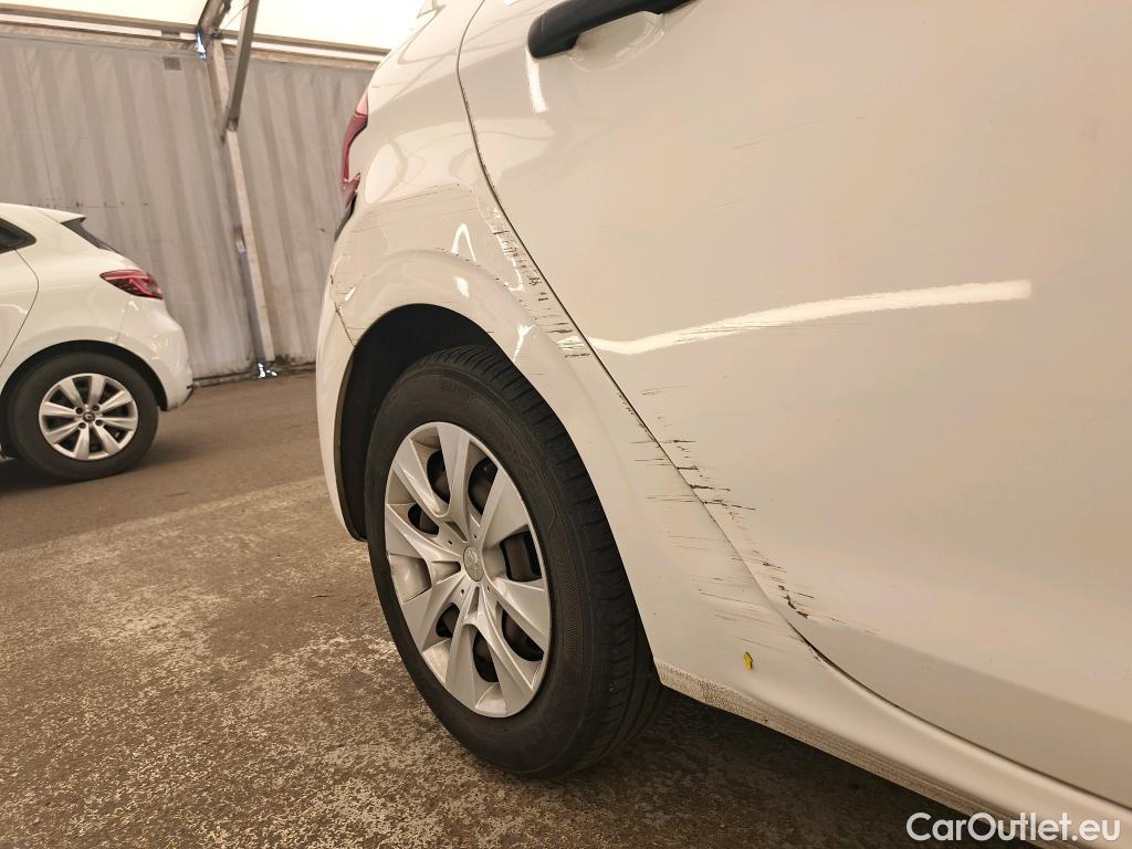  Peugeot  208  Affaire Premium 1.6 HDi 75CV BVM5 E6 #4