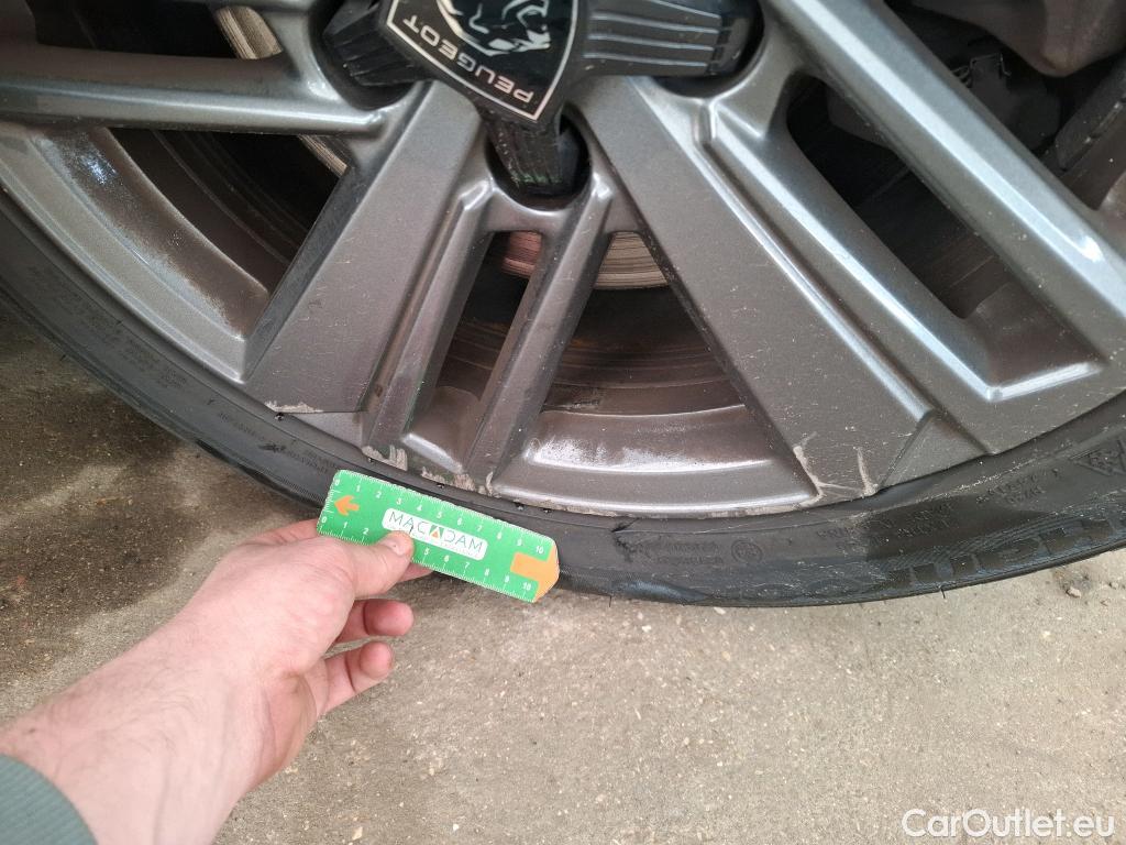  Peugeot  308  Active Pack 1.5 HDi 130CV BVM6 E6d #42