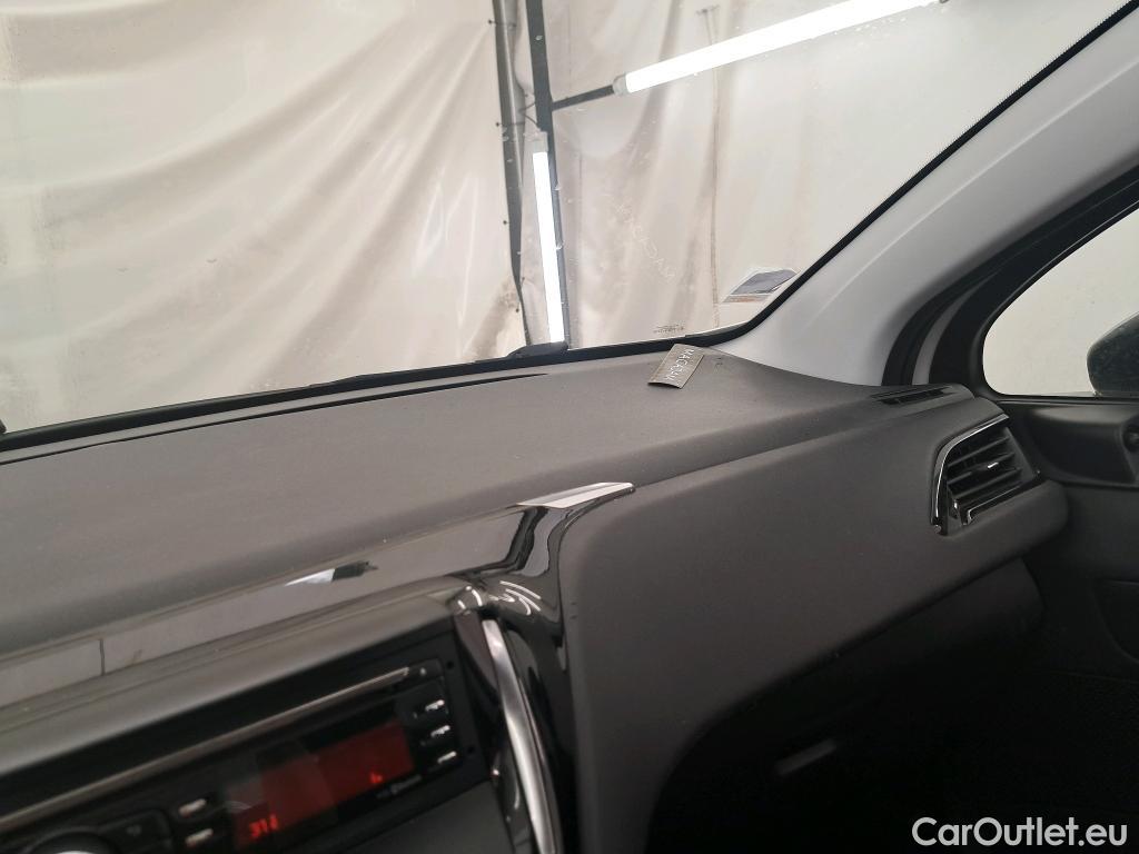  Peugeot  208  Affaire Premium 1.6 HDi 75CV BVM5 E6 #47