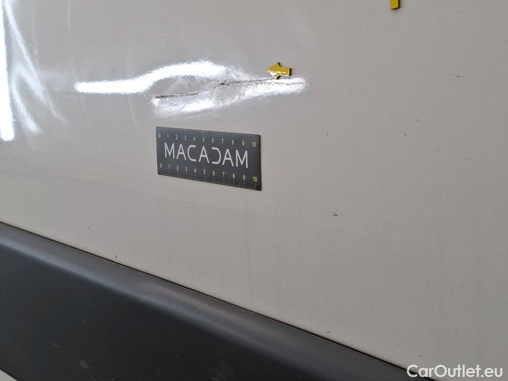  Peugeot  Boxer PEUGEOT  / 2014 / 4P / Fourgon tôlé 2.0 BLUEHDI 110 PREMIUM PA 333 L1H2 #3