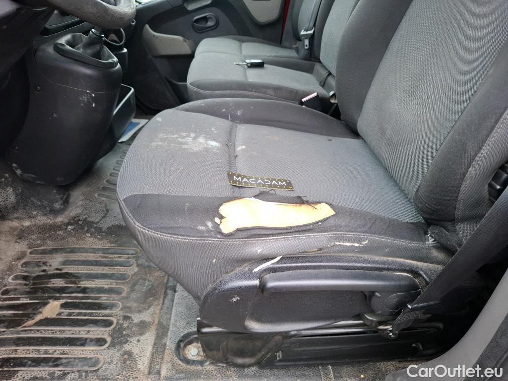  Renault  Master RENAULT  VU 4p Fourgon FG GCf TracF3500 L1H1 dCi110 S&S #17