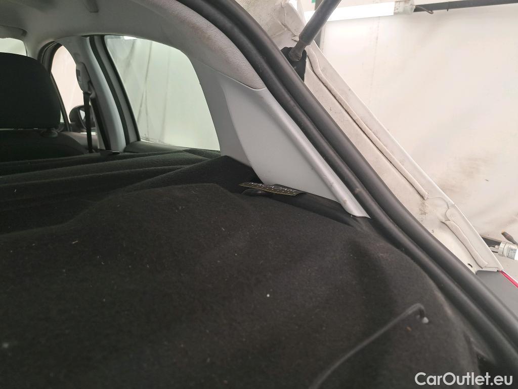  Peugeot  208  Affaire Premium 1.6 HDi 75CV BVM5 E6 #56