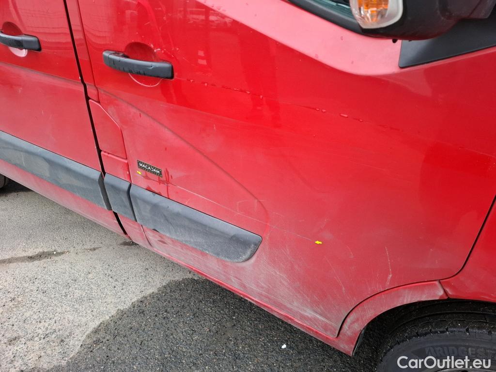  Renault  Master RENAULT  VU 4p Fourgon FG GCf TracF3500 L1H1 dCi110 S&S #30