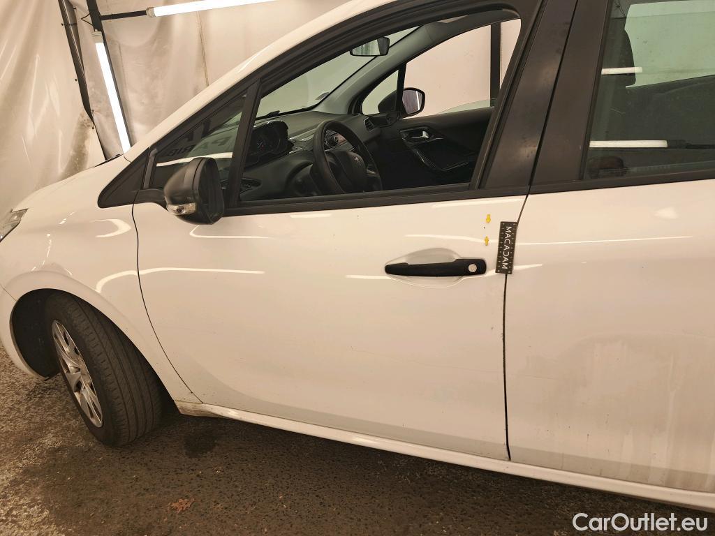  Peugeot  208  Affaire Premium 1.6 HDi 75CV BVM5 E6 #43