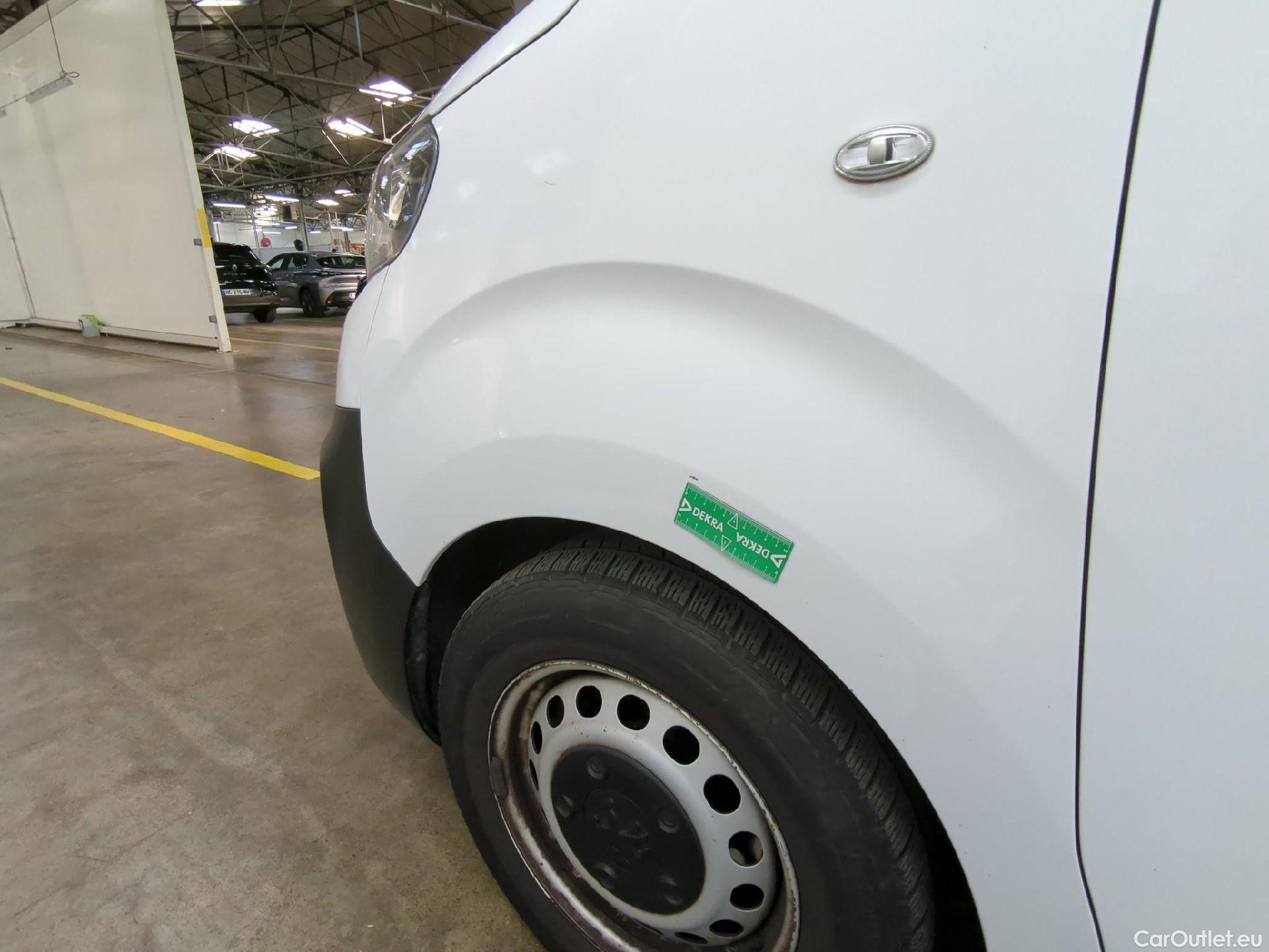  Peugeot  Expert  Fourgon Premium Pack Standard 1.6 HDi 95CV BVM5 E6 #29