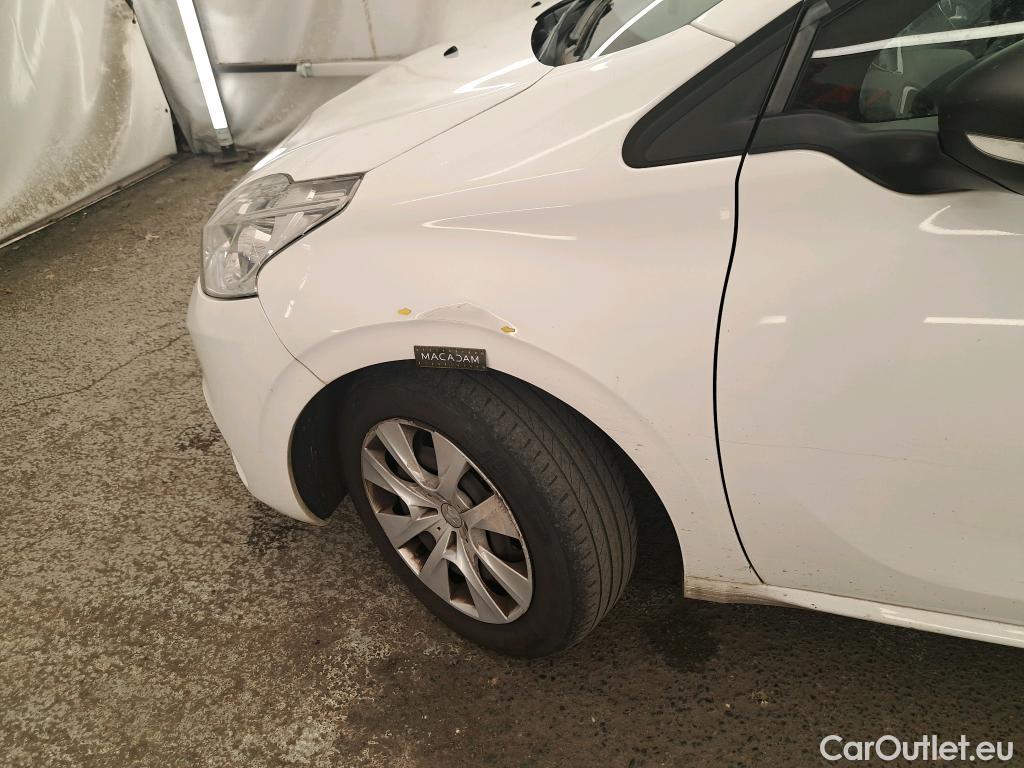  Peugeot  208  Affaire Premium 1.6 HDi 75CV BVM5 E6 #33