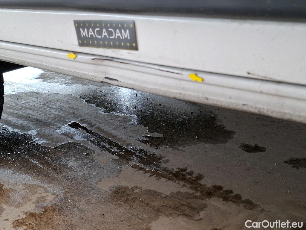  Peugeot  Boxer PEUGEOT  / 2014 / 4P / Fourgon tôlé 2.0 BLUEHDI 110 PREMIUM PA 333 L1H2 #24