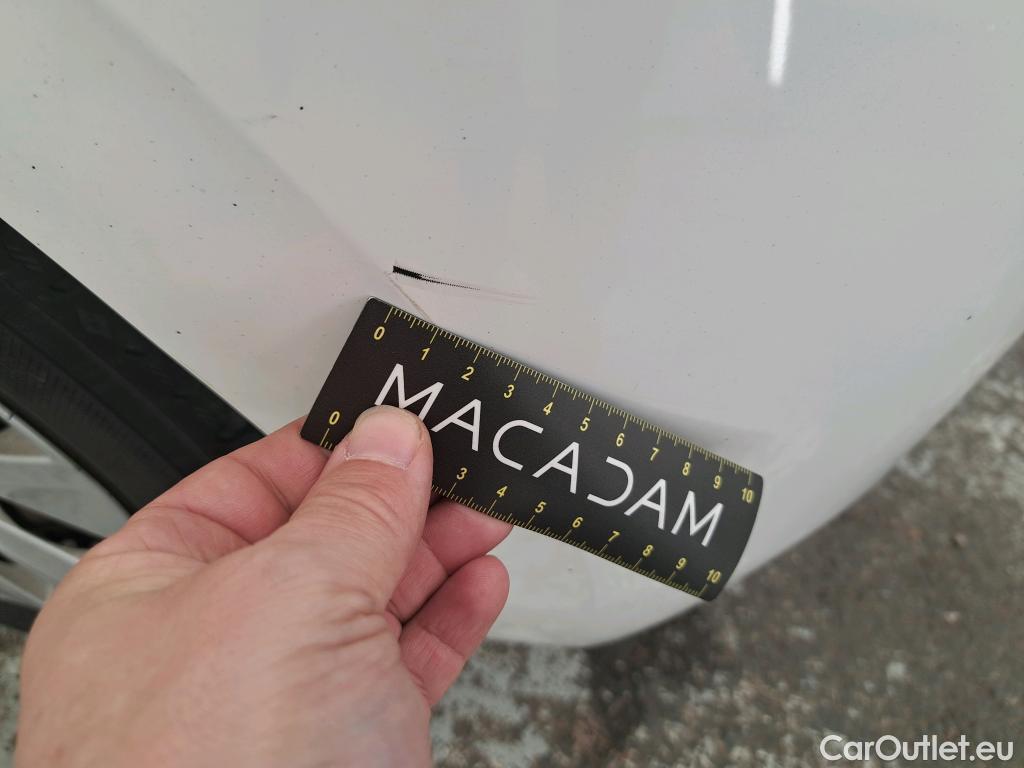  Peugeot  208  Affaire Premium 1.6 HDi 75CV BVM5 E6 #39