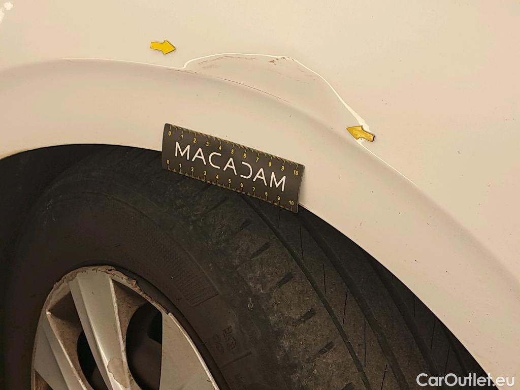  Peugeot  208  Affaire Premium 1.6 HDi 75CV BVM5 E6 #34