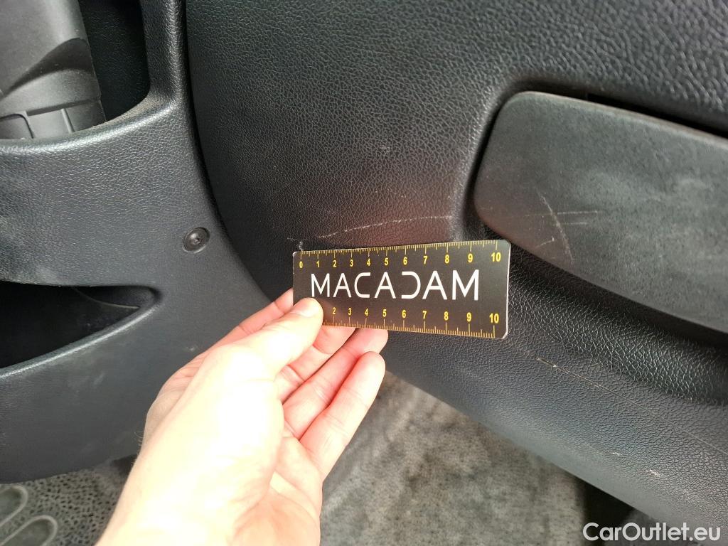  Renault  Master RENAULT  VU 4p Fourgon FG GCf TracF3500 L1H1 dCi110 S&S #79