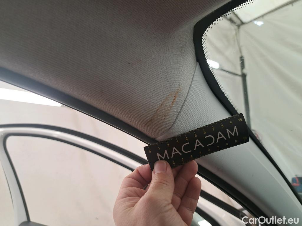  Peugeot  208  Affaire Premium 1.6 HDi 75CV BVM5 E6 #84