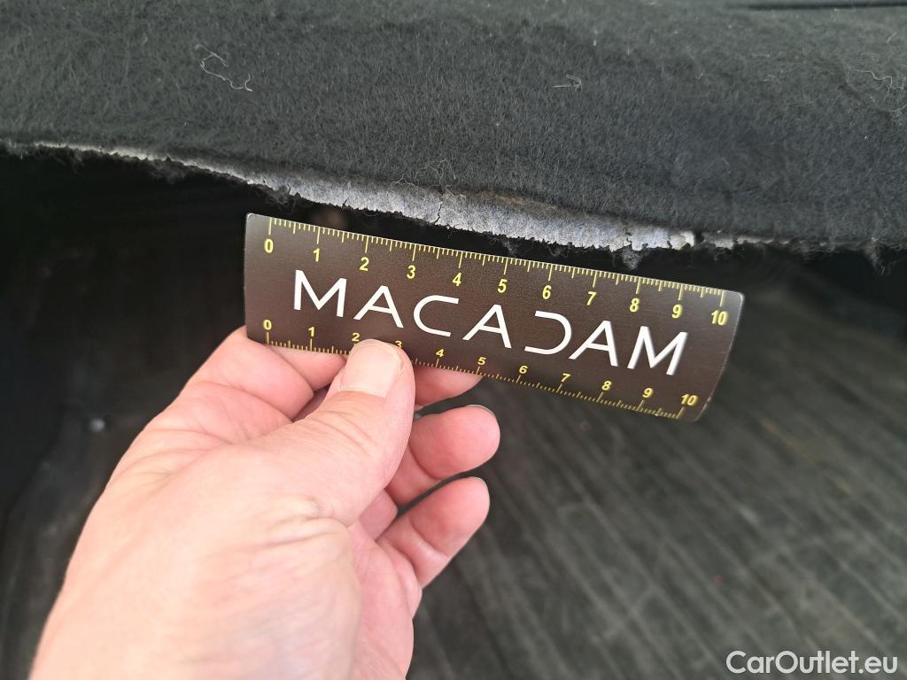  Peugeot  208  Affaire Premium 1.6 HDi 75CV BVM5 E6 #62