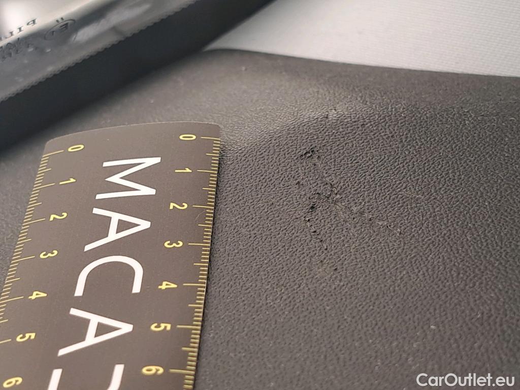  Peugeot  208  Affaire Premium 1.6 HDi 75CV BVM5 E6 #48