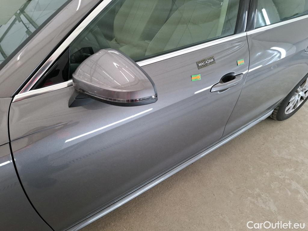  Audi  A4  Berline 30 TDI Business line 2.0 TDI 135CV BVA7 E6d #67