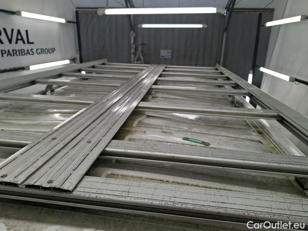  Renault  Trafic RENAULT  / 2019 / 4P / Fourgon tole NV CA GCF L2H1 1200 dCi 120 S&S #1