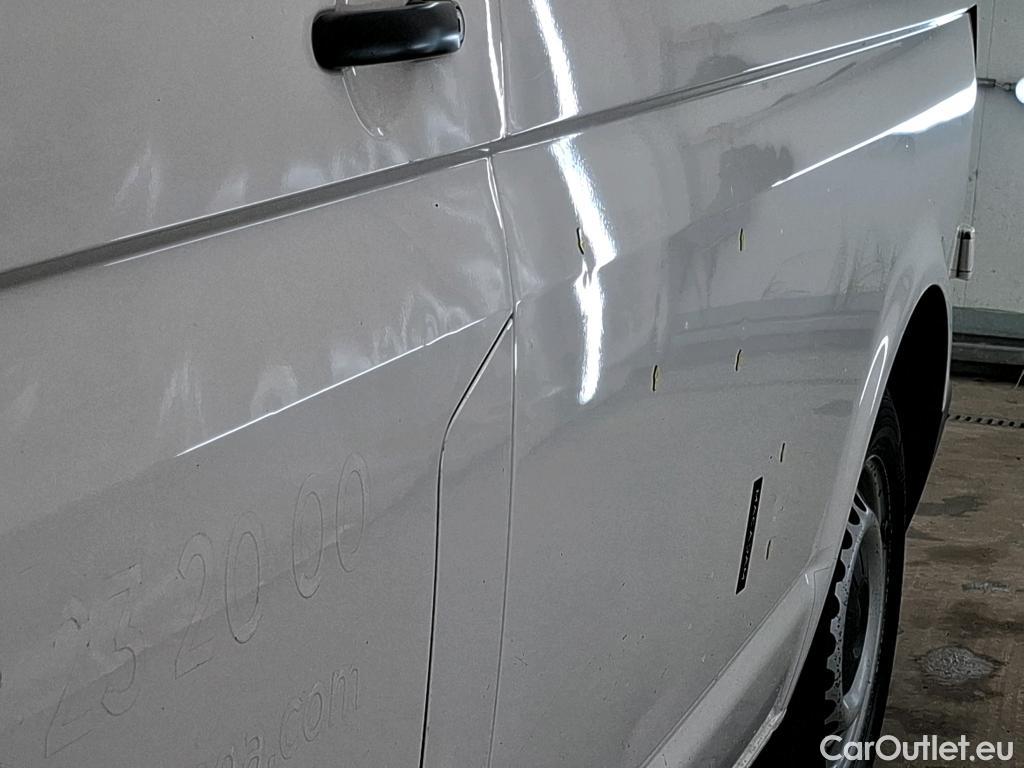  Volkswagen  Transporter VOLKSWAGEN  / 2019 / 4P / Fourgon tôlé 2.0 TDi 150 L1H1 Business Line #11