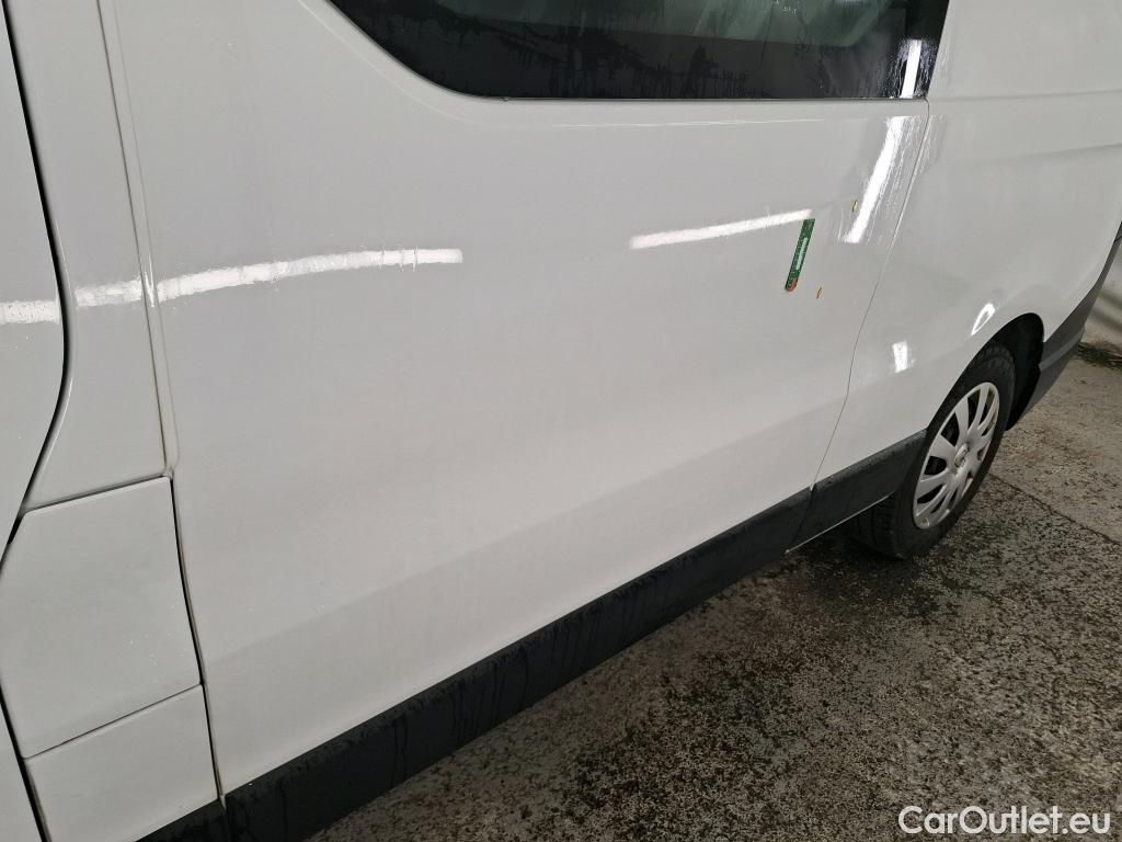  Renault  Trafic RENAULT  / 2019 / 4P / Fourgon tole NV CA GCF L2H1 1200 dCi 120 S&S #6