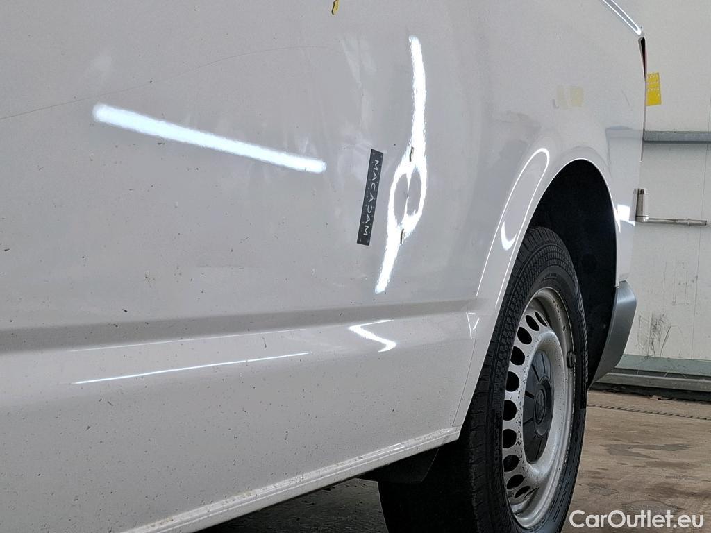 Volkswagen  Transporter VOLKSWAGEN  / 2019 / 4P / Fourgon tôlé 2.0 TDi 150 L1H1 Business Line #4