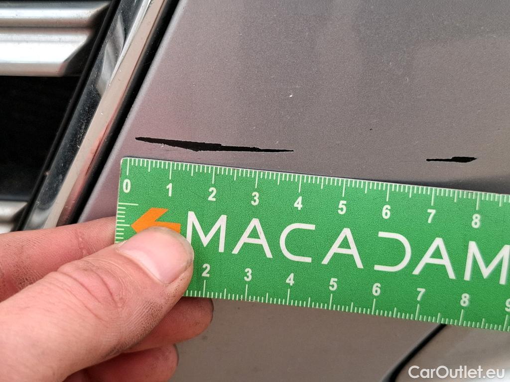  Audi  A4  Avant 30 TDI Business Line 2.0 TDI 135CV BVA7 E6d #2