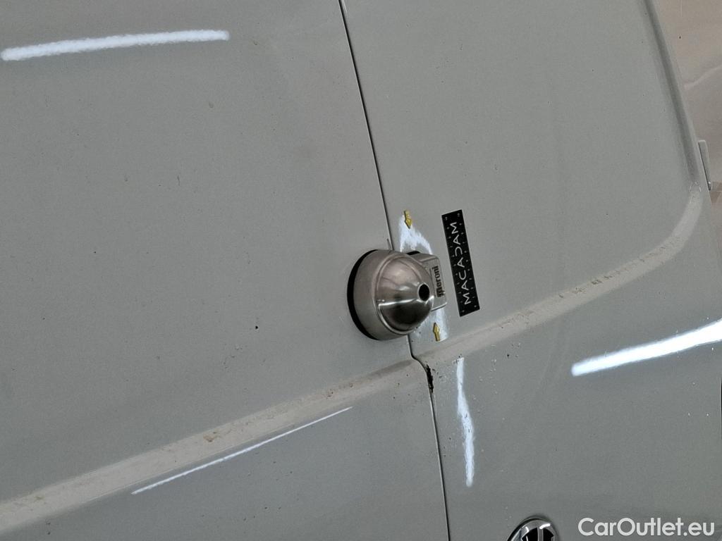  Volkswagen  Transporter VOLKSWAGEN  / 2019 / 4P / Fourgon tôlé 2.0 TDi 150 L1H1 Business Line #19