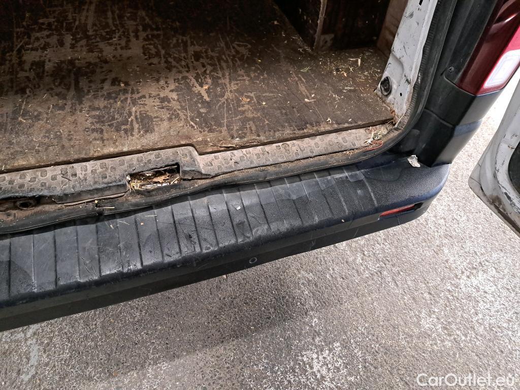  Renault  Trafic  Furgon Grand Confort L1H1 1000 1.6 dCi 120CV BVM6 E6 #37