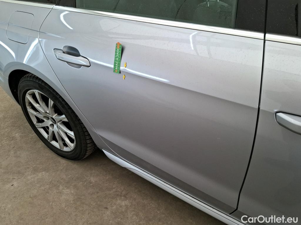  Audi  A4  Avant 30 TDI Business Line 2.0 TDI 135CV BVA7 E6d #21